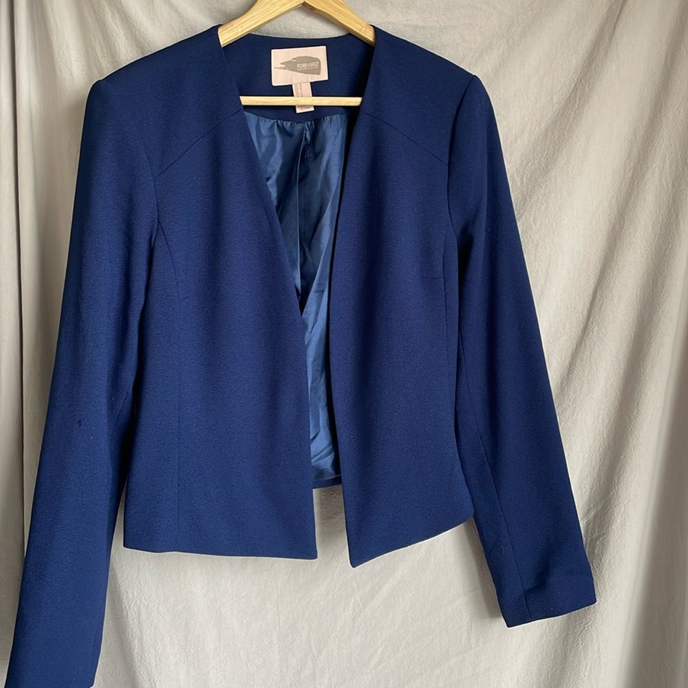 2/$20 Forever21 Cropped Blazer Navy Blue